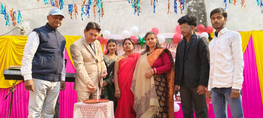 सेंट पॉल मिशन स्कूल में धूमधाम से मनाया गया क्रिसमस समारोह