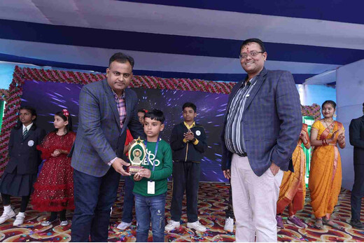 माउंट लिटरा ज़ी स्कूल का वार्षिक समारोह, बच्चों ने सामाजिक मूल्यों और पर्यावरण का दिया संदेश