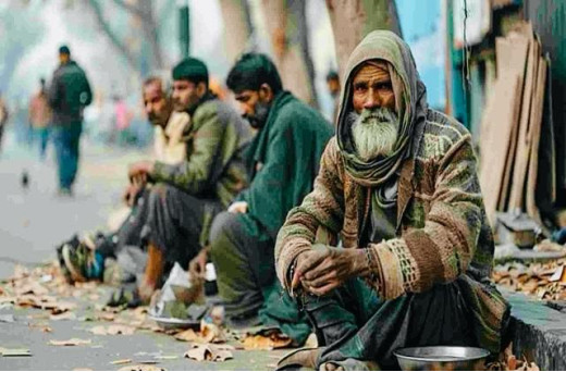 भीख देने पर होगी FIR, प्रशासन ने क्यों लिया ये कड़ा फैसला