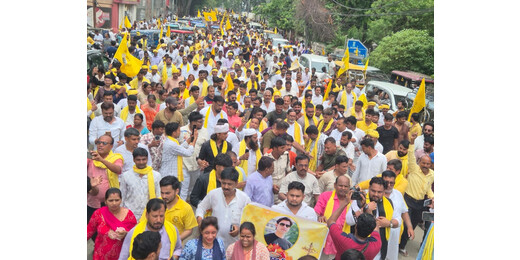 स्काउट गाइड मैदान से कलेक्ट्रेट तक पदयात्रा, बांकीपुर उपचुनाव के लिए प्रशांत किशोर ने भरा नामांकन