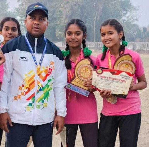 बिहार खो-खो टीम में संत मेरी इंग्लिश स्कूल की दो छात्राओं का चयन, जिलेवासियों में हर्ष 