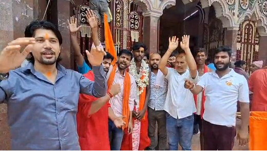 मुजफ्फरपुर जंक्शन मंदिर विवाद : आस्था के सहारे आंदोलन, शिव भक्त ने शुरू की दंड यात्रा