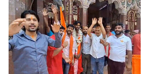 मुजफ्फरपुर जंक्शन मंदिर विवाद : आस्था के सहारे आंदोलन, शिव भक्त ने शुरू की दंड यात्रा