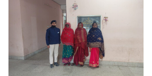 शराब तस्करी में महिलाएं अव्वल, विदेशी शराब के साथ 3 गिरफ्तार