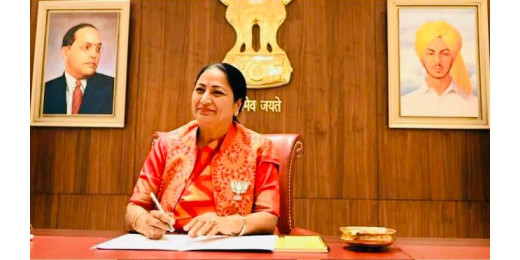 दिल्ली की महिलाएं 8 मार्च से पहले तैयार कर लें ये दस्तावेज, चूंक गई तो नहीं मिलेगा 2500 रुपये का लाभ