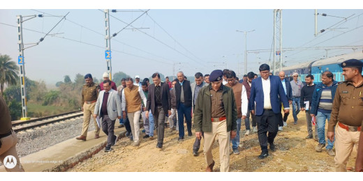 पूर्व मध्य रेल के महाप्रबंधक ने किया अशोकधाम स्टेशन का निरीक्षण