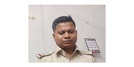 फर्जी दारोगा गिरफ्तार, वर्दी पहनकर कर रहा था वसूली