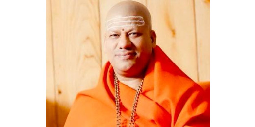 कुंभ पर सवाल उठाने वाले सनातन धर्म के लिए वायरस हैं : स्वामी कैलाशानंद गिरी