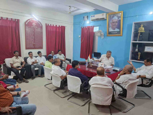सड़क से सदन तक शिक्षकों की लड़ाई का ऐलान: मुजफ्फरपुर के कॉलेजों में पहुंचे MLC प्रो. संजय कुमार सिंह