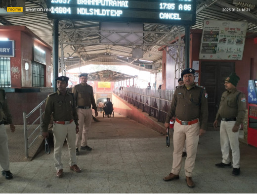 गणतंत्र दिवस पर किऊल स्टेशन पर आरपीएफ द्वारा सुरक्षा जांच अभियान