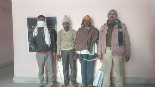 अवैध शराब की बिक्री व सेवन के खिलाफ पुलिस की कार्यवाही
