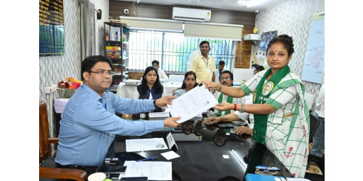 JMM प्रत्याशी कल्पना सोरेन ने भरा नामांकन, समर्थकों में उत्साह