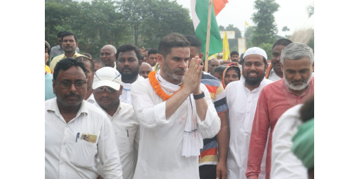 मोदी बिहारी से वोट लिए और विकास गुजरात का कर रहे हैं : प्रशांत किशोर