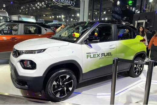 Auto Expo में दिखी Tata Punch Flex-Fuel अब होगी लॉन्च, ईंधन महंगाई से बढ़ी EV बुकिंग