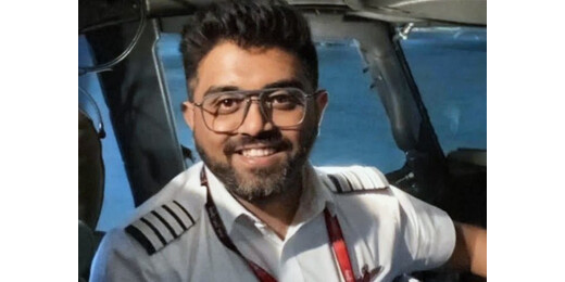 फ्लाईदुबई के कॉकपिट में खूनी संघर्ष, घायल भारतीय पायलट ने दिखाई हिम्मत और बचाई 174 जिंदगियां