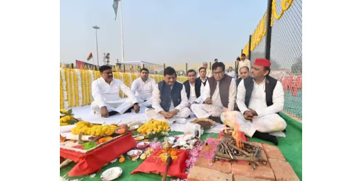 अमेरिका के पूर्व राष्ट्रपति लिंकन के तर्ज पर बनेगा नेता जी का स्मारक : अखिलेश यादव