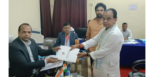 महागठबंधन के प्रत्याशी डॉ. इरफान अंसारी ने किया नामांकन