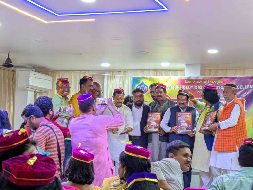 मुजफ्फरपुर में बिहार गुरु और एक्रीडेशन सॉल्यूशन द्वारा भव्य होली महोत्सव का आयोजन