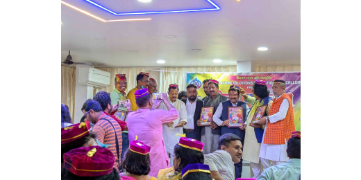 मुजफ्फरपुर में बिहार गुरु और एक्रीडेशन सॉल्यूशन द्वारा भव्य होली महोत्सव का आयोजन