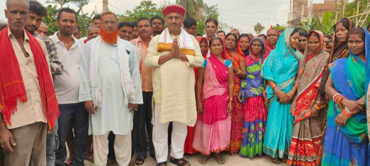 मड़वन प्रखंड में पूर्व मंत्री अजीत कुमार ने किया जनसंवाद, ग्रामीणों ने उठाई पेयजल व विद्युत समस्याएं
