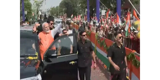 ऑपरेशन सिंदूर के बाद पहली बार गुजरात पहुंचे पीएम मोदी, कर्नल सोफिया के परिवार ने दी भावुक प्रतिक्रिया