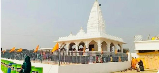 पति ने पत्नी की याद में बनवाया मंदिर, अद्भुत प्रेम और समर्पण की मिसाल