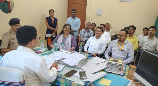 लखीसराय में सुरक्षित बचपन अभियान को लेकर अधिकारियों और हितधारकों की बैठक