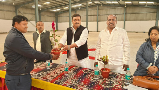 राज्य खाद्य निगम गोदाम में चावल आपूर्ति कार्य का शुभारंभ