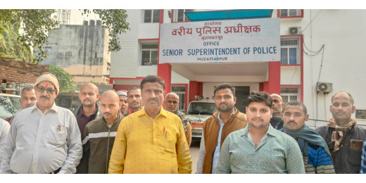 पुष्कर सिंह को न्याय दिलाने के लिए एसएसपी से मिले पूर्व मंत्री अजीत कुमार