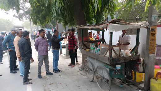 प्रशासन ने अतिक्रमणकारियों को दी सख्त कार्रवाई की चेतावनी
