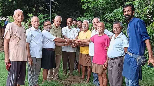 विश्व फोटोग्राफी दिवस पर पर्यावरण भारती का पौधारोपण अभियान, पर्यावरण संरक्षण का लिया संकल्प