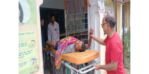 मालगाड़ी की चपेट में आने से व्यक्ति गंभीर रूप से घायल