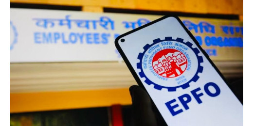 ईपीएफओ का बड़ा बदलाव, आधार से जुड़ेगा पीएफ खाता, पढ़ें पूरी जानकारी