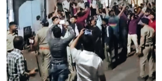 चैंपियंस ट्रॉफी में भारत की जीत के बाद बिगड़ा माहौल, जश्न के दौरान भिड़े दो गुट