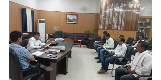 तिरहुत स्नातक उप निर्वाचन 2024 दावा और आपत्तियों पर जिलाधिकारी ने की बैठक, 41 मतदान केंद्रों पर प्रक्रिया जारी