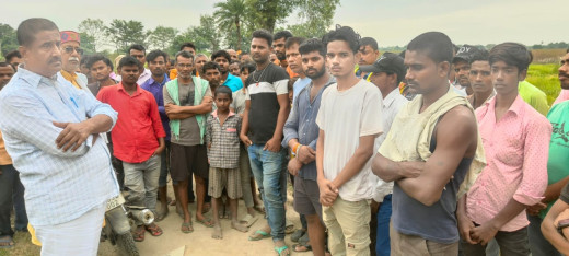 पूर्व मंत्री अजीत कुमार ने कुशहर सहनी को दी भावभीनी श्रद्धांजलि