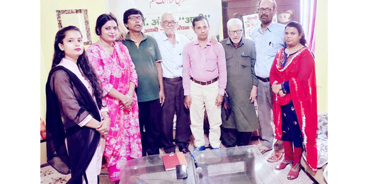 अदबी साहित्यिक संगम के मुशायरे में गूंजीं गजलें और कविताएं, रचनाकारों ने छोड़ी अमिट छाप