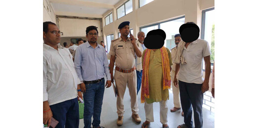 बैंक ऋण वसूली अभियान के तहत देर रात छापेमारी, तीन गिरफ्तार