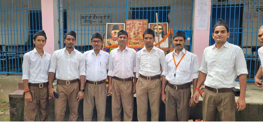आरएसएस का स्थापना सह विजयादशमी उत्सव, शस्त्र पूजन कर राष्ट्र निर्माण का लिया संकल्प