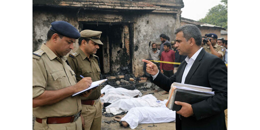 मोतीपुर अग्निकांड में 7 मौत के मामलें को कोर्ट ने माना गंभीर, पुलिस को अविलंब FIR दर्ज कर जांच का आदेश