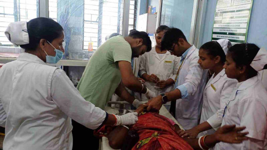 आपसी विवाद में मारपीट, महिला गंभीर रूप से घायल