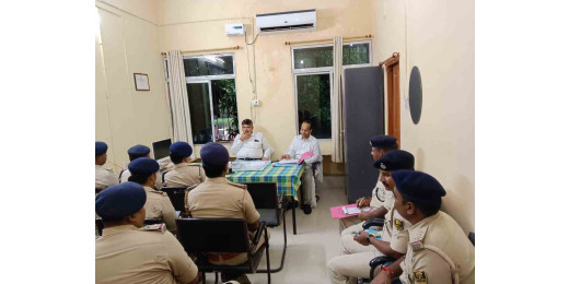 जिला विधिक सेवा प्राधिकार द्वारा आगामी लोक अदालत की तैयारियों पर बैठक