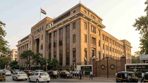 RBI की बैठक से पहले बढ़ी हलचल, रेपो रेट में बढ़ोतरी की संभावना तेज