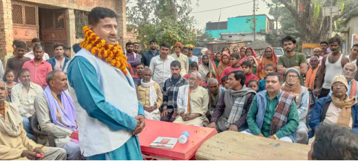 गरीबों की अनदेखी पर गरजे अजीत कुमार, बोले अधिकारी सुधर जाएं, नहीं तो लगेगा बददुआ