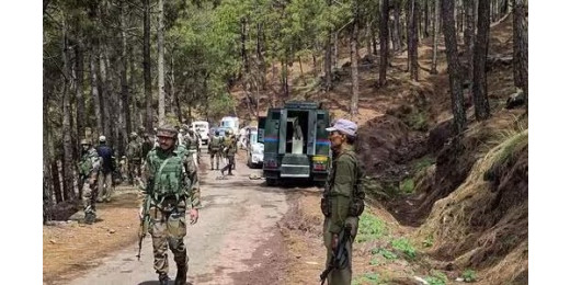 जम्मू-कश्मीर: राजौरी में आतंकियों ने सेना की गाड़ी को बनाया निशाना, 4 जवान शहीद