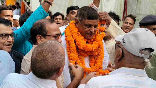 तिरहुत शिक्षक निर्वाचन क्षेत्र में प्रो. संजय कुमार सिंह का नामांकन, बोले- शिक्षकों की आवाज को देंगे मजबूती