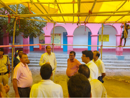 सहयोग शिविर की तैयारियों का डीएम ने लिया जायजा, ग्रामीणों की समस्याएं सुन अधिकारियों को दिए निर्देश