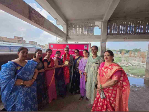 इनरव्हील क्लब द्वारा बैरिया बस स्टैण्ड पर कराया गया ब्रेस्ट फीडिंग रूम का निर्माण