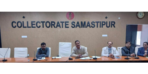 जिलाधिकारी ने 50 फरियादियों की समस्याओं का किया निवारण