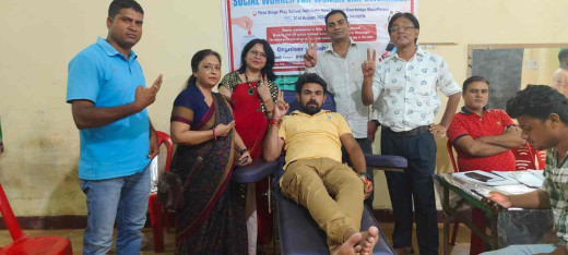 इमलीचट्टी स्थित फर्स्ट स्टेज स्कूल में मुफ्त स्वास्थ्य जांच और रक्तदान शिविर का आयोजन